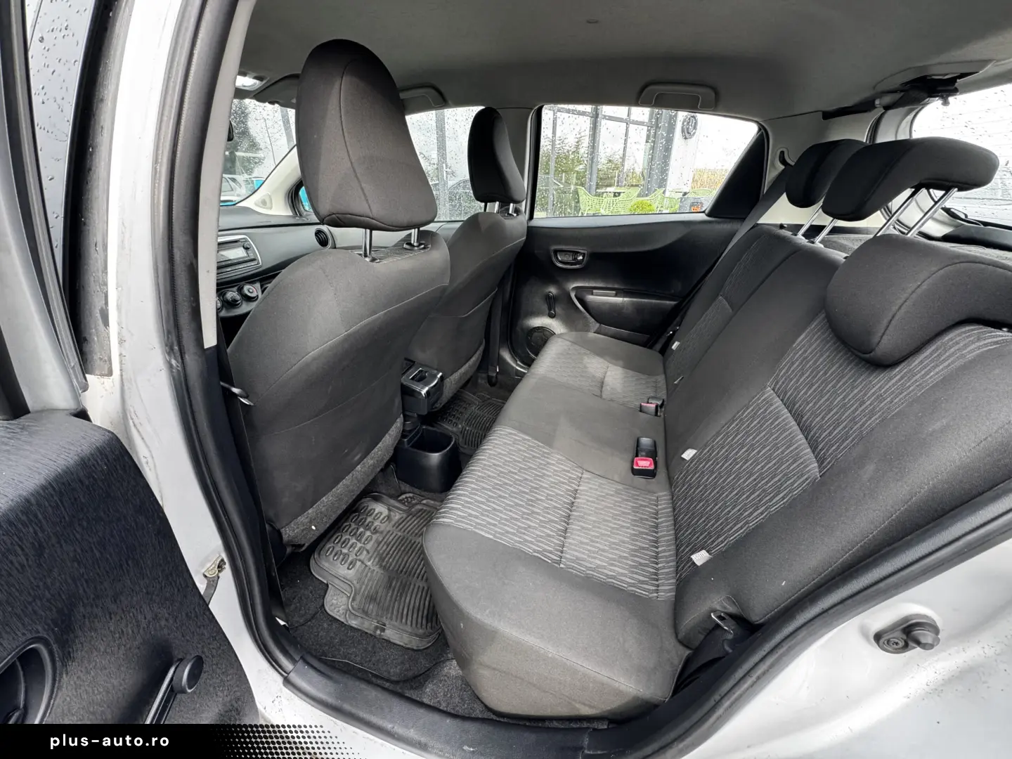 TOYOTA YARIS    2012    AER