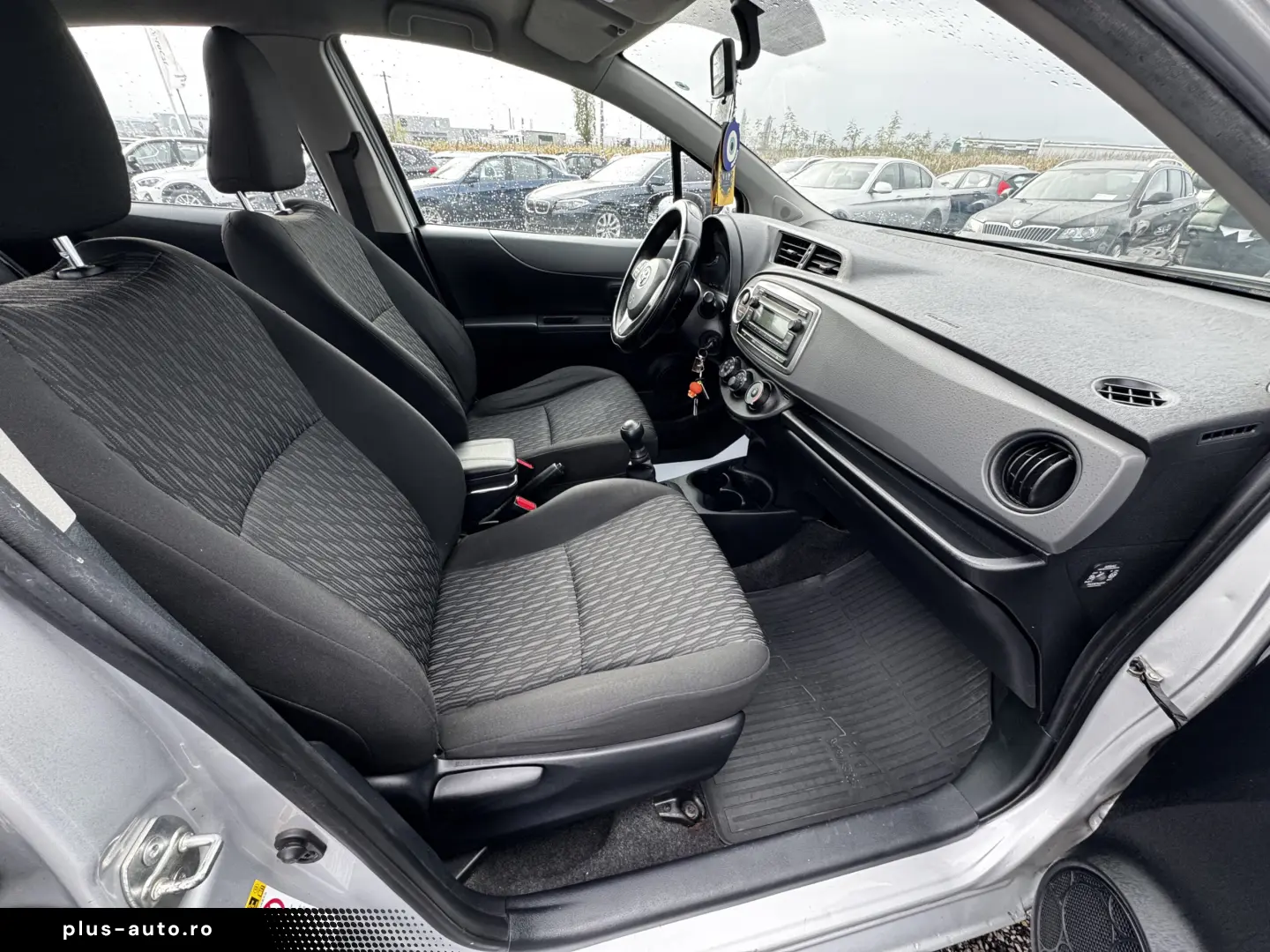 TOYOTA YARIS    2012    AER