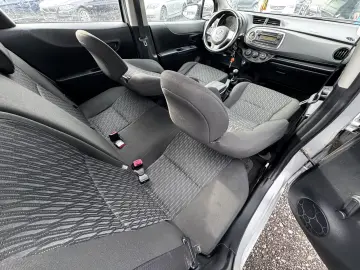 TOYOTA YARIS    2012    AER