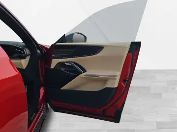 FERRARI Purosangue CARBON PANOROOF ROSSO MAGMA