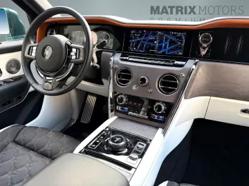 ROLLS ROYCE Cullinan 4 Seats Audio Series II heated&cooled