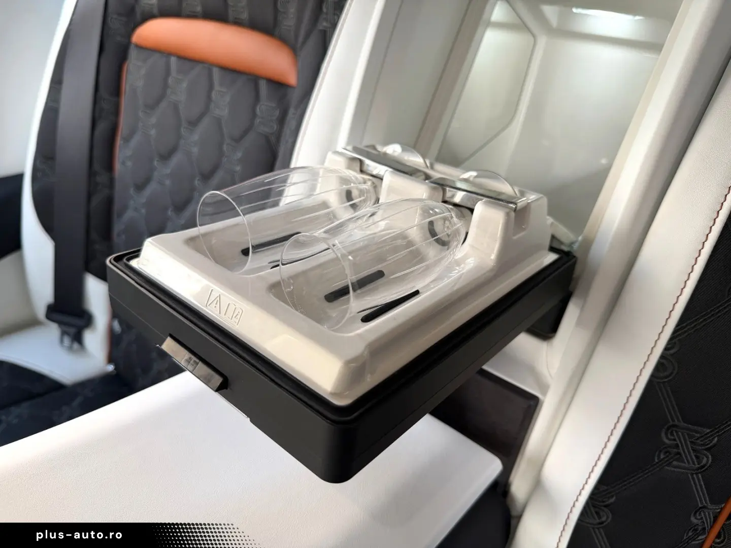 ROLLS ROYCE Cullinan 4 Seats Audio Series II heated&cooled