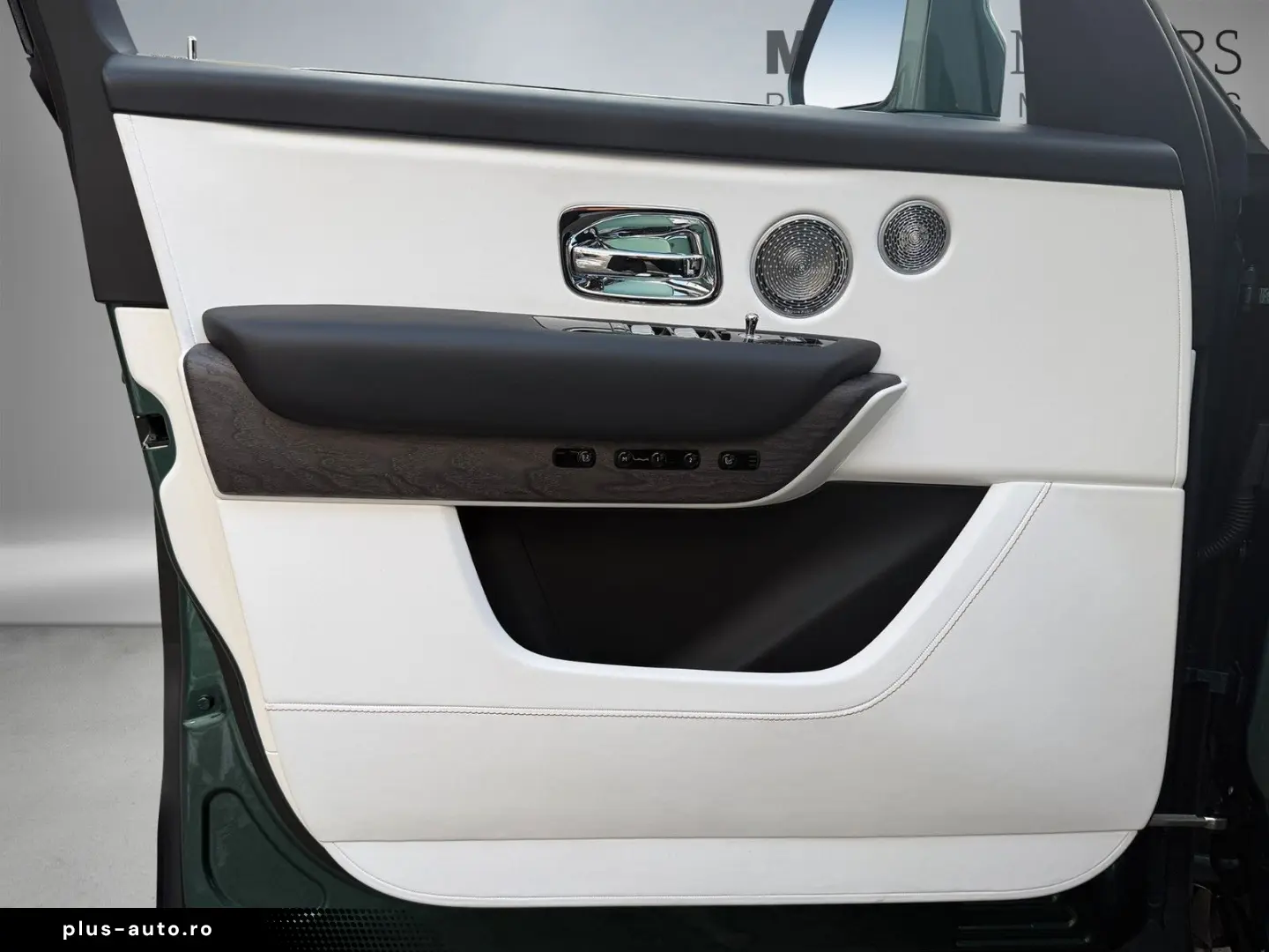 ROLLS ROYCE Cullinan 4 Seats Audio Series II heated&cooled