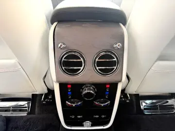 ROLLS ROYCE Cullinan 4 Seats Audio Series II heated&cooled