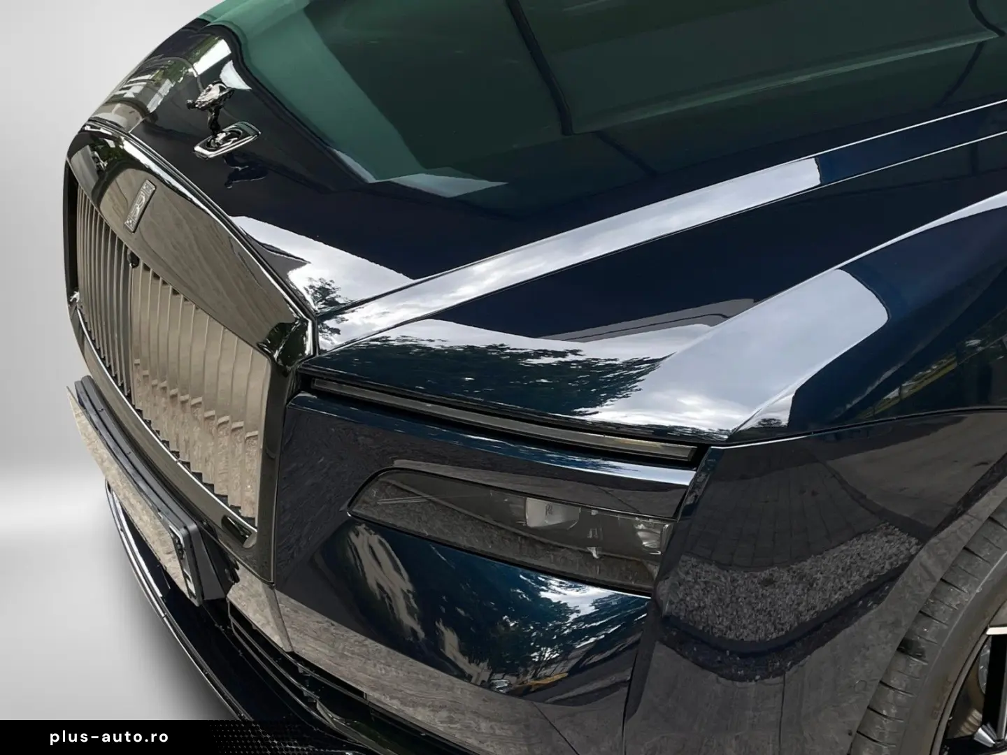 ROLLS ROYCE Black Badge - Bespoke Starlight Carbon