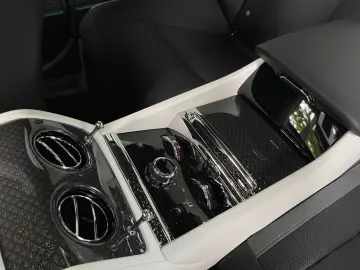 ROLLS ROYCE Black Badge - Bespoke Starlight Carbon