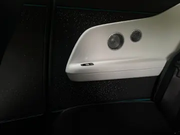 ROLLS ROYCE Black Badge - Bespoke Starlight Carbon