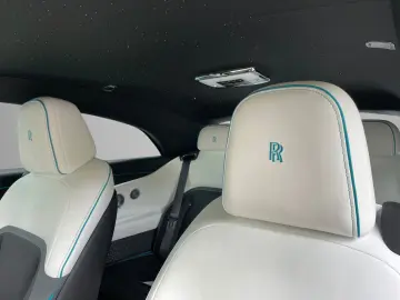 ROLLS ROYCE Black Badge - Bespoke Starlight Carbon