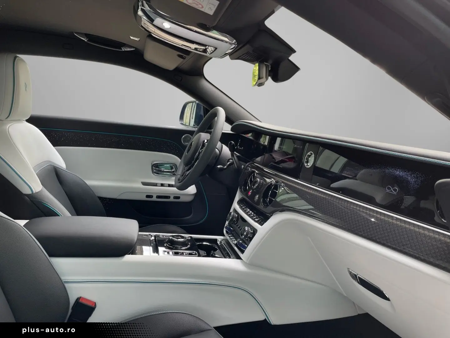 ROLLS ROYCE Black Badge - Bespoke Starlight Carbon