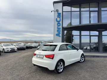 AUDI A1    1.6 TDI    CLIMA