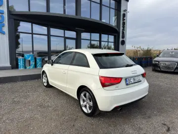AUDI A1    1.6 TDI    CLIMA