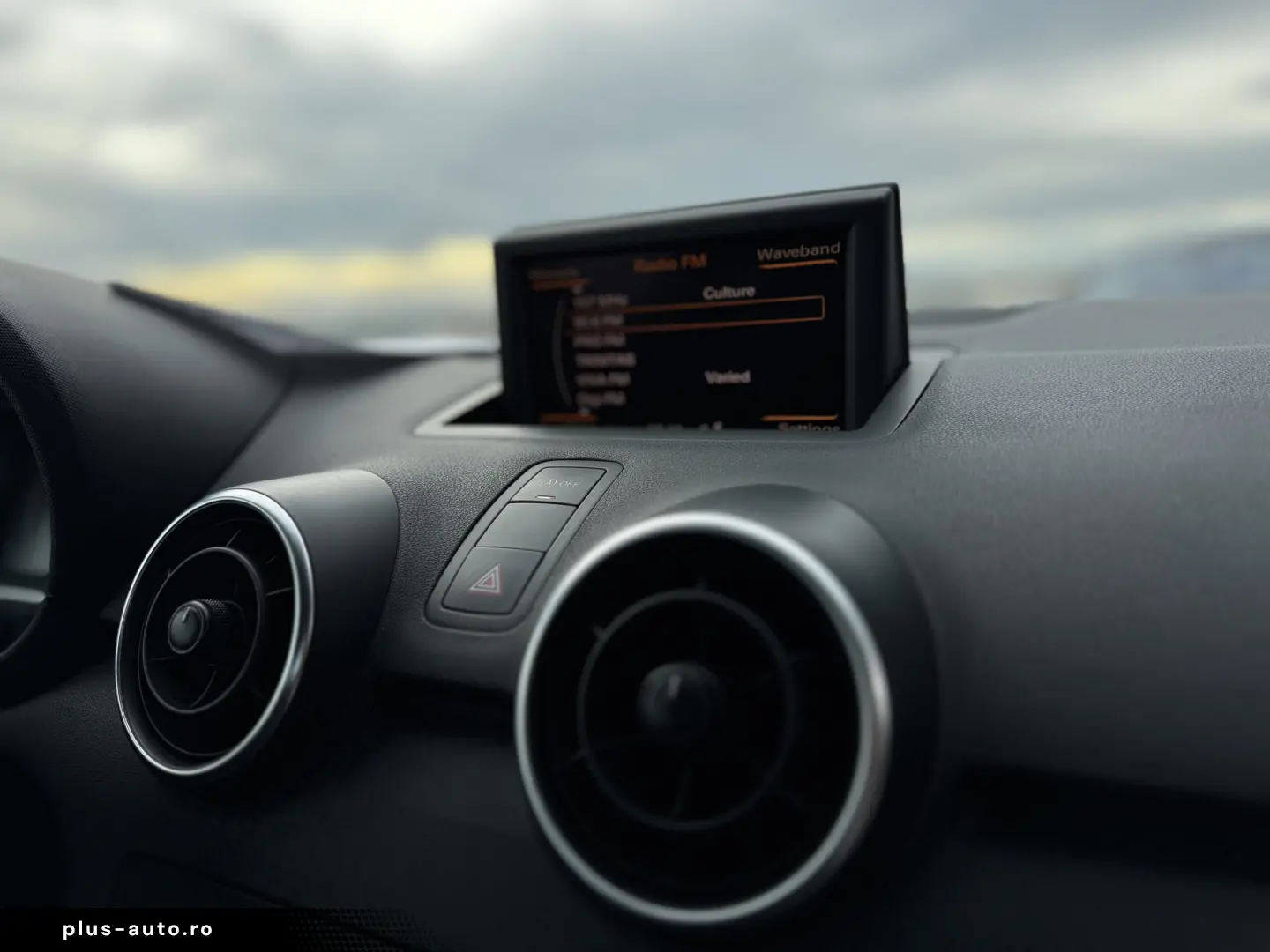 AUDI A1    1.6 TDI    CLIMA