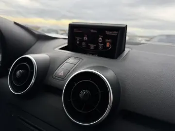 AUDI A1    1.6 TDI    CLIMA