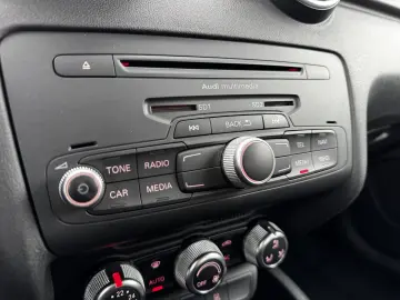 AUDI A1    1.6 TDI    CLIMA