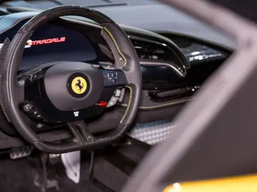 FERRARI SF90 STRADALE   ASSETTO FIORANO