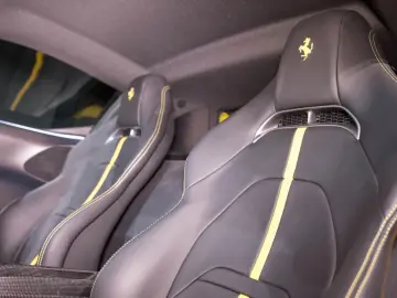 FERRARI SF90 STRADALE   ASSETTO FIORANO