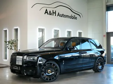 ROLLS ROYCE Cullinan BLACK BADGE MANSORY STARLIGHT BESPOKE