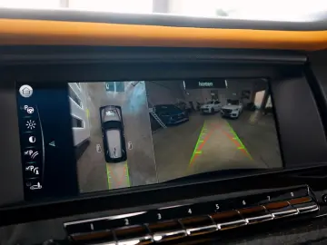 ROLLS ROYCE Cullinan BLACK BADGE MANSORY STARLIGHT BESPOKE