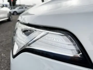 VOLVO XC90 INSCRIPTION    D5    LED