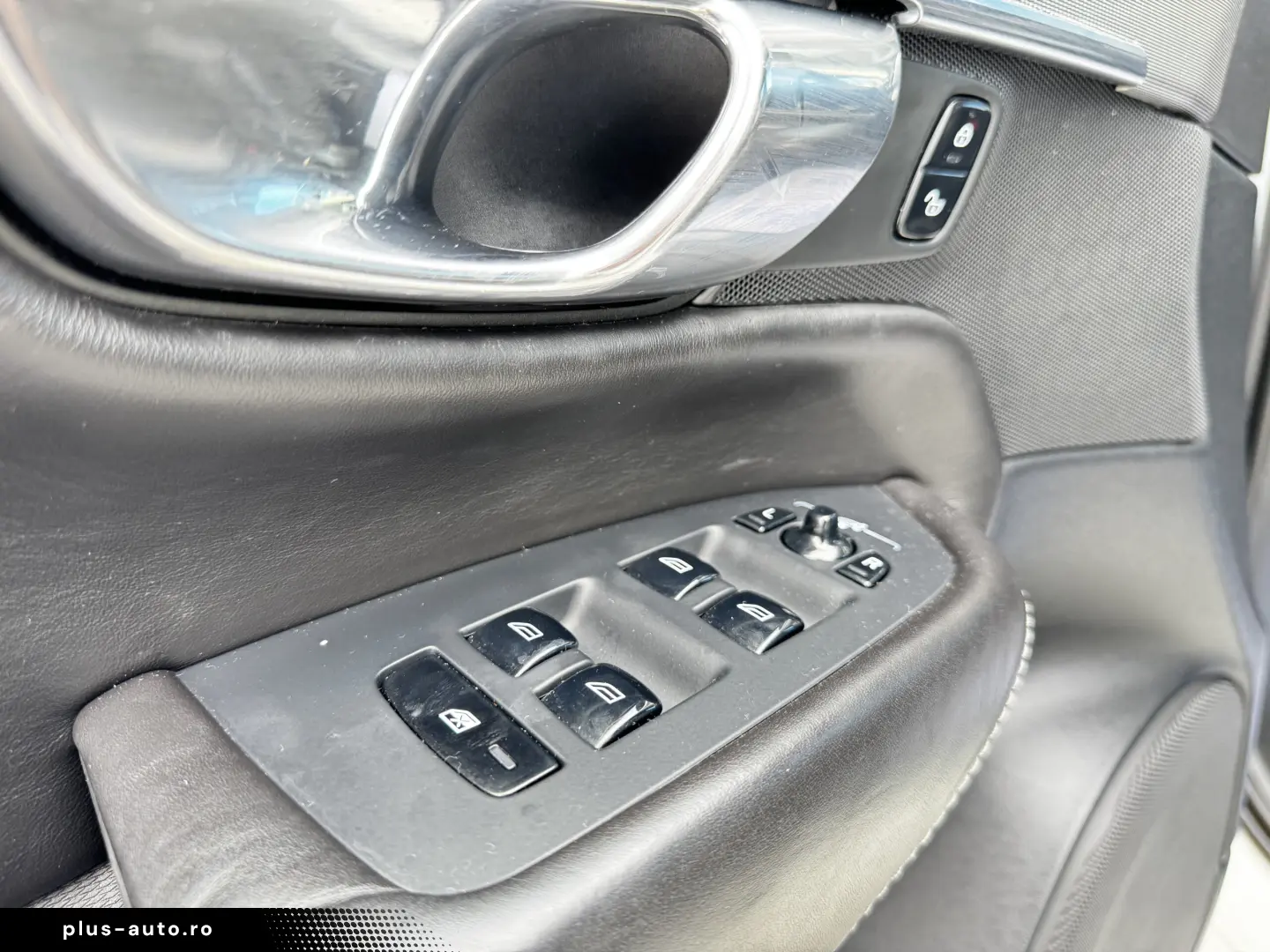 VOLVO XC90 INSCRIPTION    D5    LED