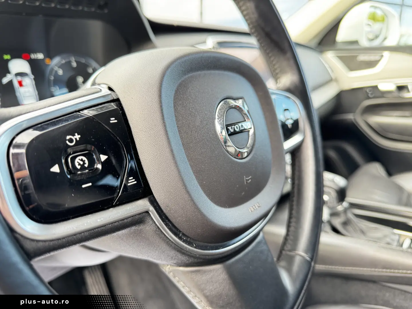 VOLVO XC90 INSCRIPTION    D5    LED