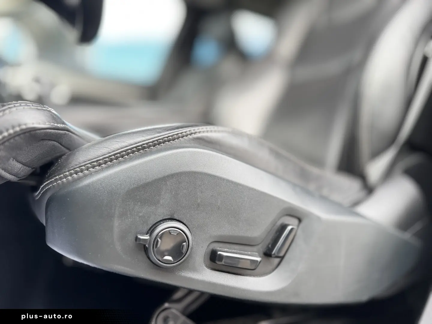 VOLVO XC90 INSCRIPTION    D5    LED