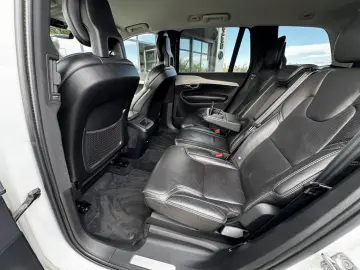 VOLVO XC90 INSCRIPTION    D5    LED