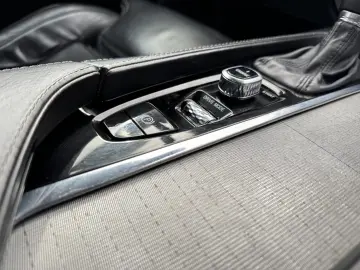 VOLVO XC90 INSCRIPTION    D5    LED