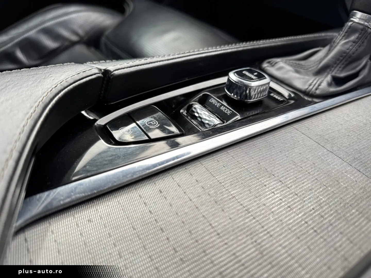 VOLVO XC90 INSCRIPTION    D5    LED