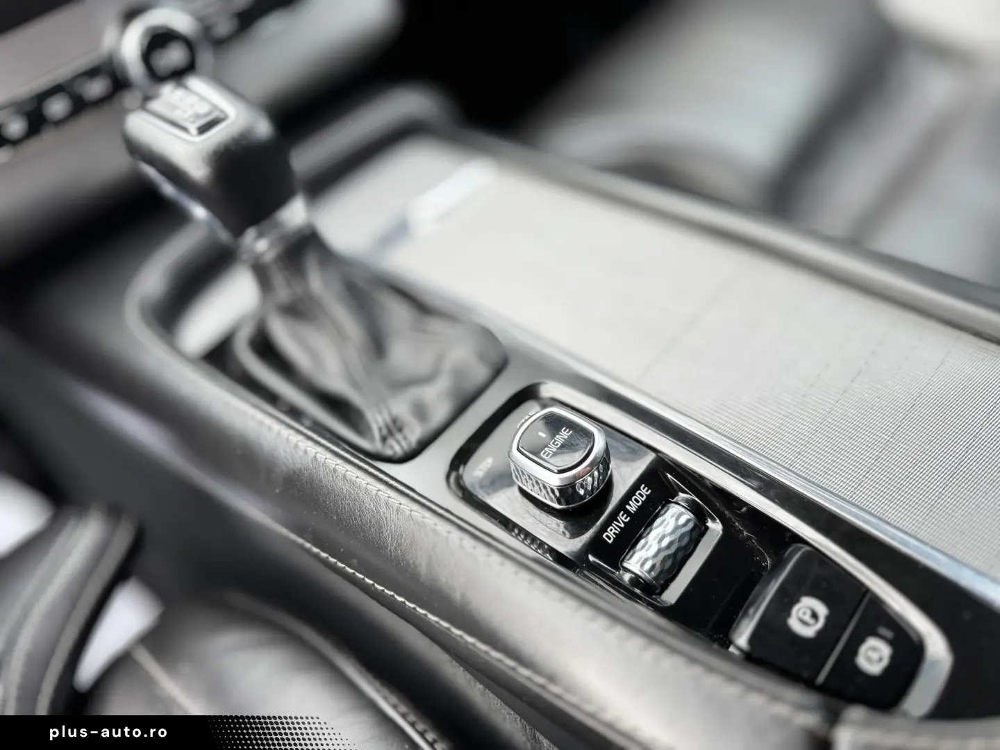 VOLVO XC90 INSCRIPTION    D5    LED