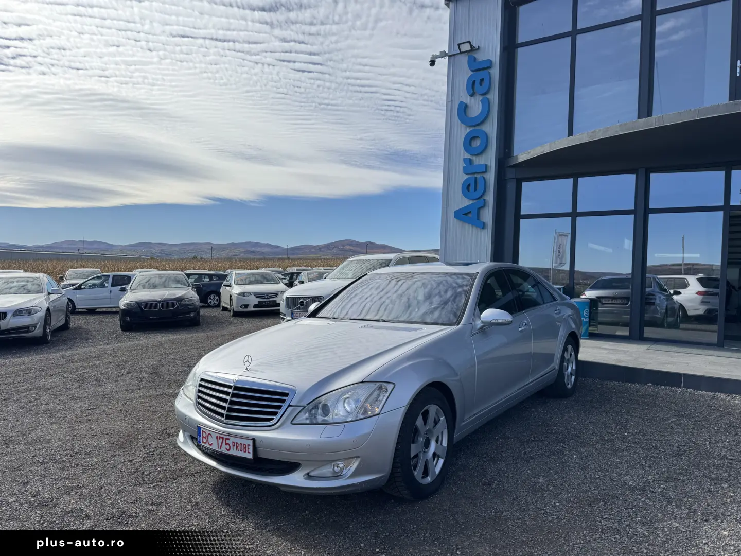 MERCEDES-BENZ S350    272 CP
