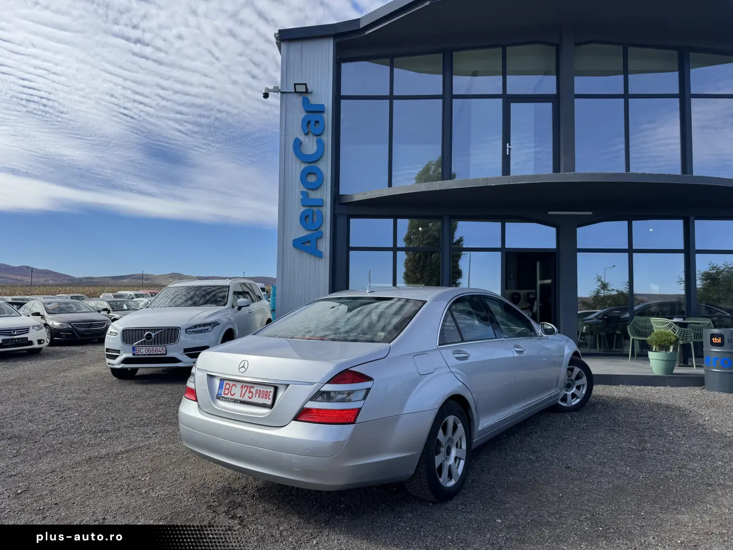 MERCEDES-BENZ S350    272 CP