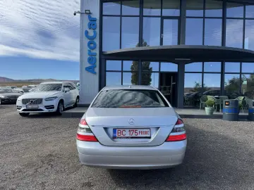 MERCEDES-BENZ S350    272 CP