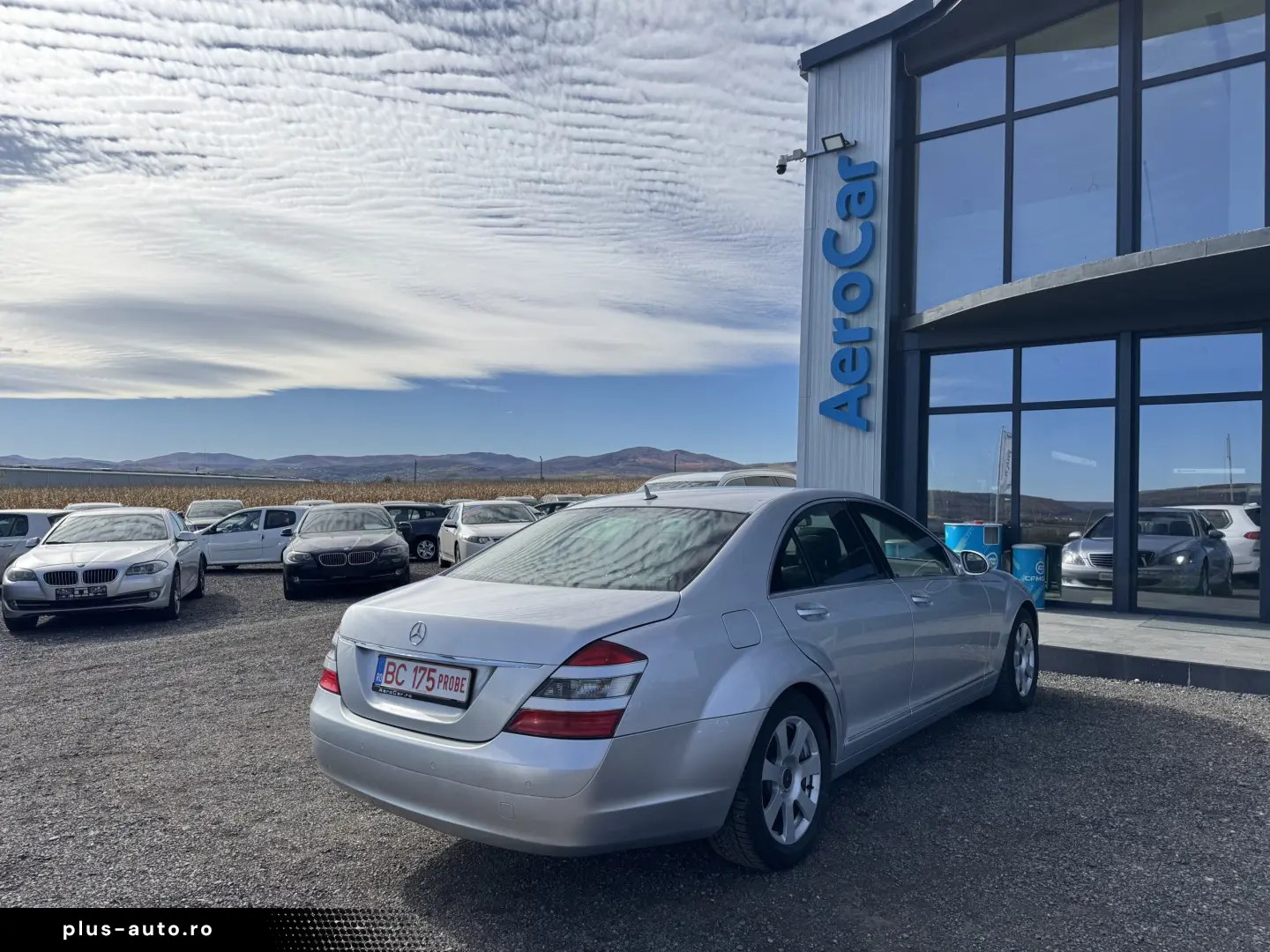 MERCEDES-BENZ S350    272 CP