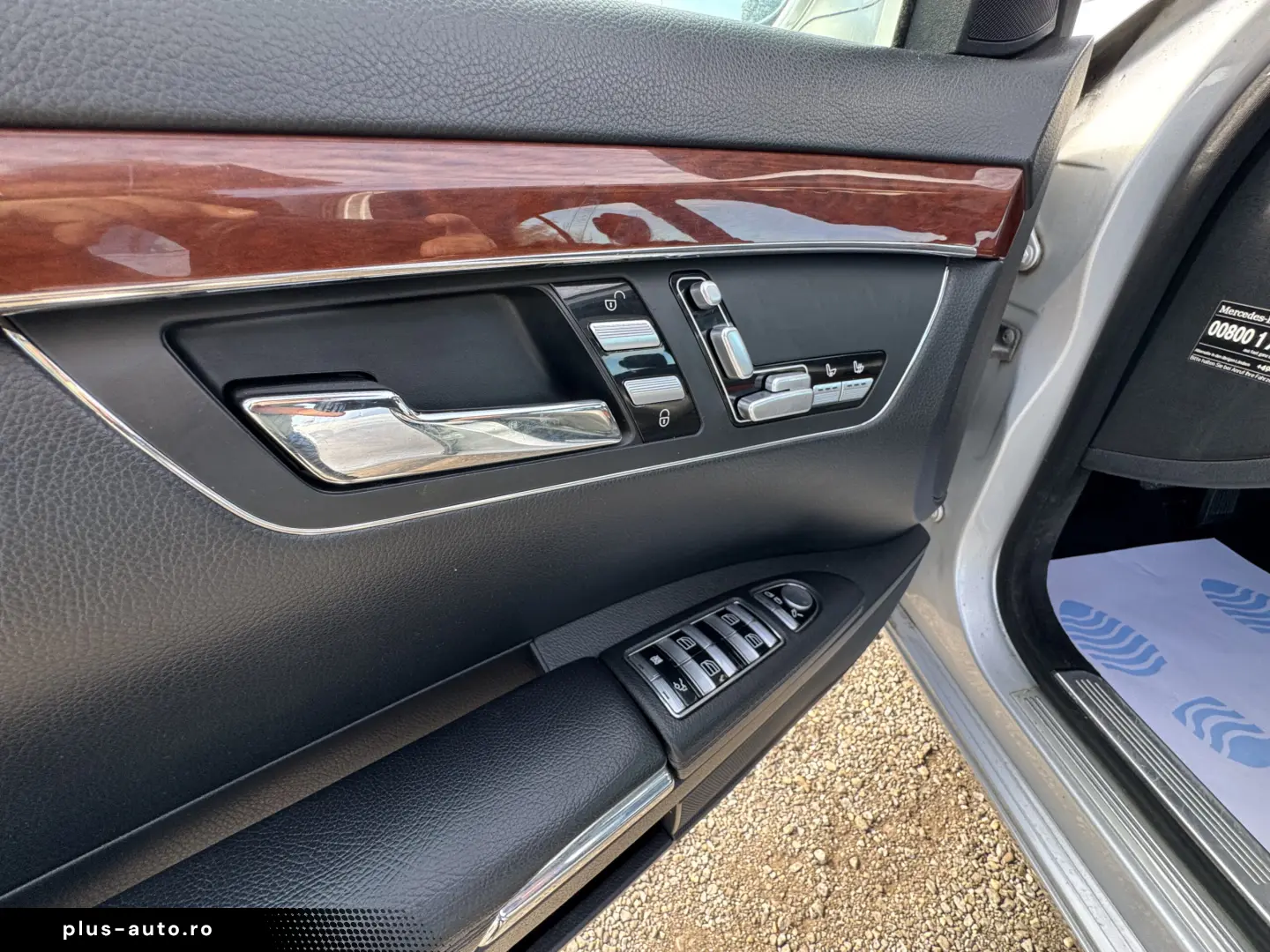 MERCEDES-BENZ S350    272 CP