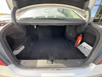 MERCEDES-BENZ S350    272 CP