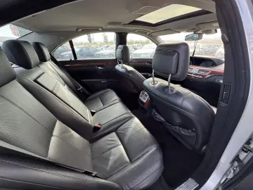 MERCEDES-BENZ S350    272 CP