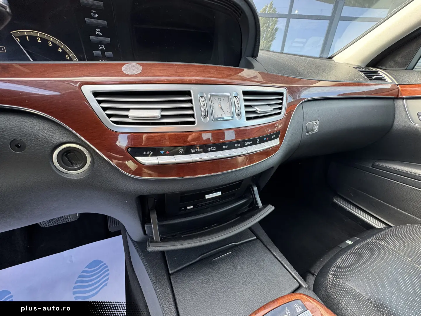 MERCEDES-BENZ S350    272 CP