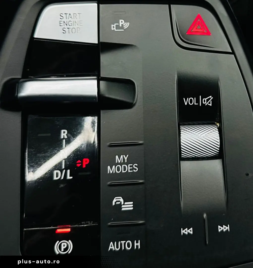 BMW X1 2024 iX1 xDrive 25e E6 Garantie 12 Luni Rate Avans 0