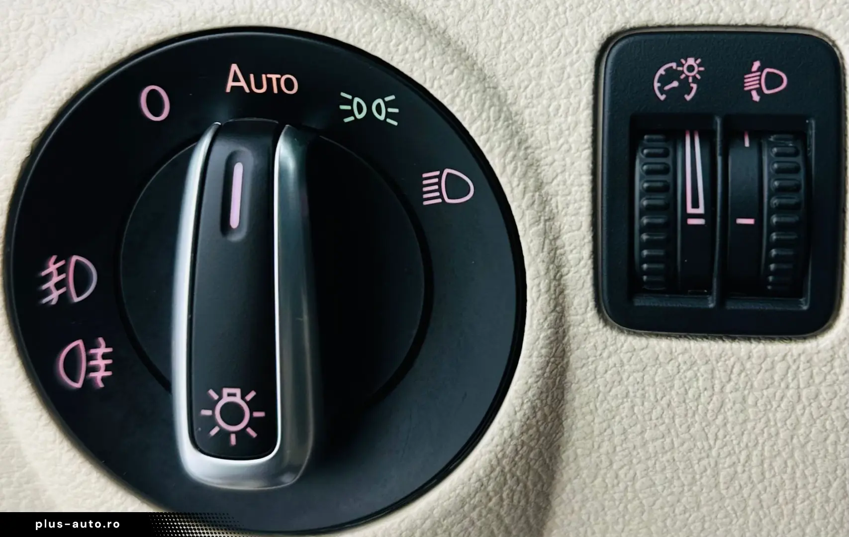 VOLKSWAGEN TIGUAN 2014 2.0D E5 4X4 Garantie 12 Luni Rate Ava