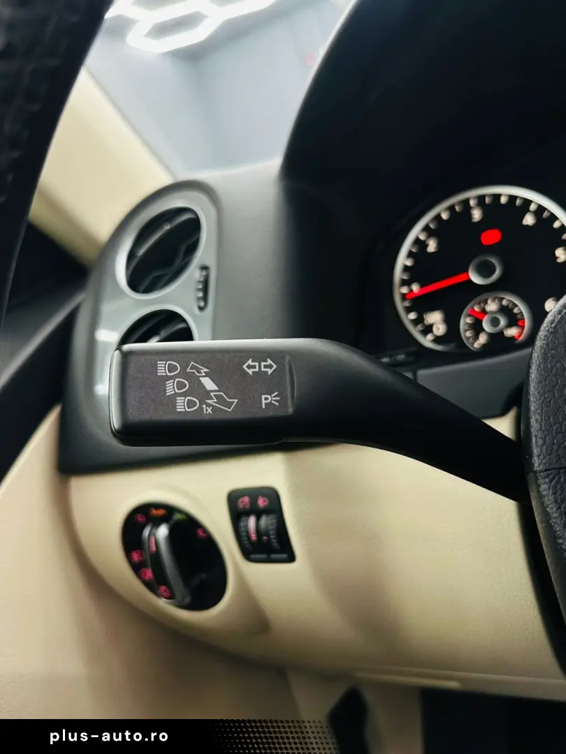 VOLKSWAGEN TIGUAN 2014 2.0D E5 4X4 Garantie 12 Luni Rate Ava