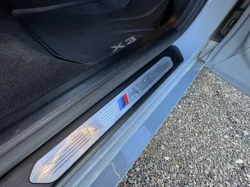 BMW X3 30E    xDrive
