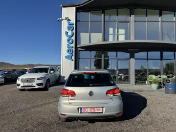 VOLKSWAGEN GOLF    1.4 TSI    122 CP