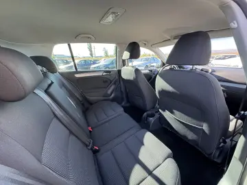 VOLKSWAGEN GOLF    1.4 TSI    122 CP