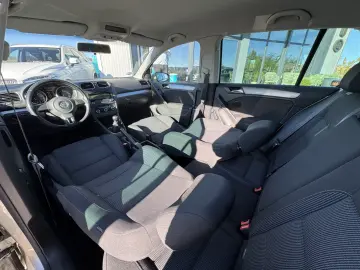 VOLKSWAGEN GOLF    1.4 TSI    122 CP