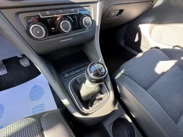 VOLKSWAGEN GOLF    1.4 TSI    122 CP