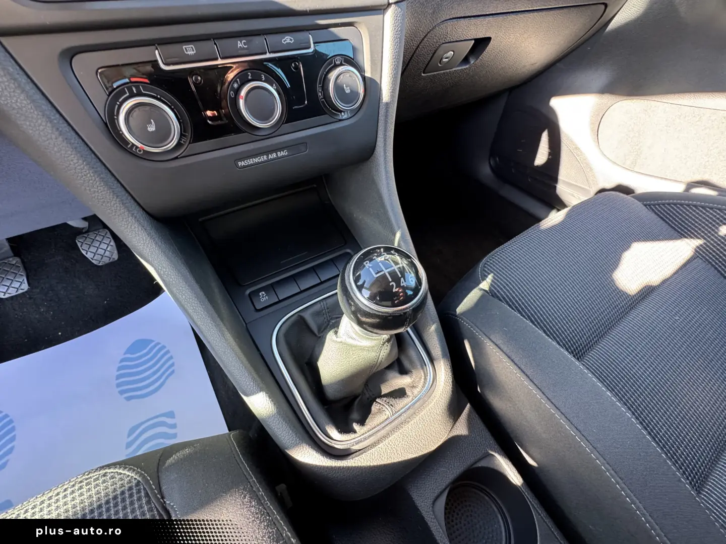 VOLKSWAGEN GOLF    1.4 TSI    122 CP