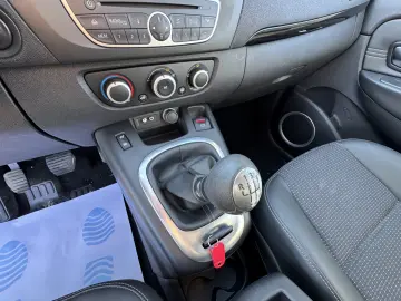 RENAULT MEGANE SCENIC    1.9 dCi