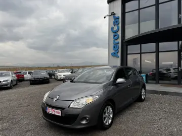 RENAULT MEGANE    1.6 BENZINA