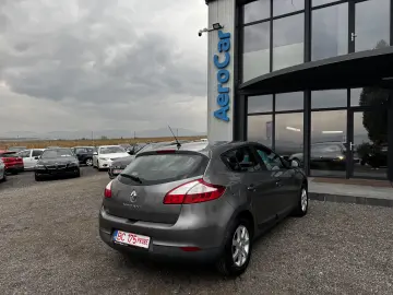 RENAULT MEGANE    1.6 BENZINA